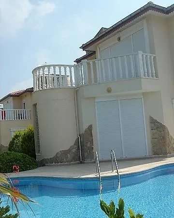 Golfing Villas