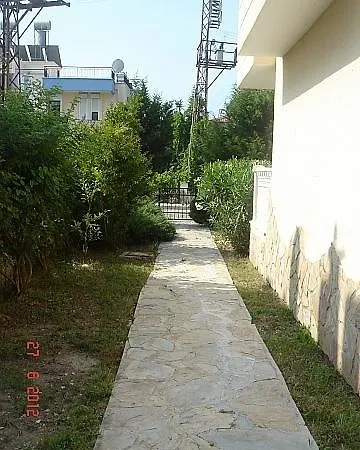 Villa Golfing Villas *